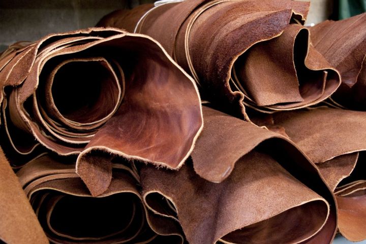 4 x 12 CP 3-4 oz Leather Hide Cowhide Rawhide Leather Sheet Vegetable Tanned Tooling Leather 