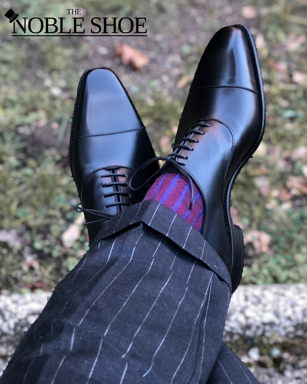 Carlos Santos Black Oxfords for the noble shoe