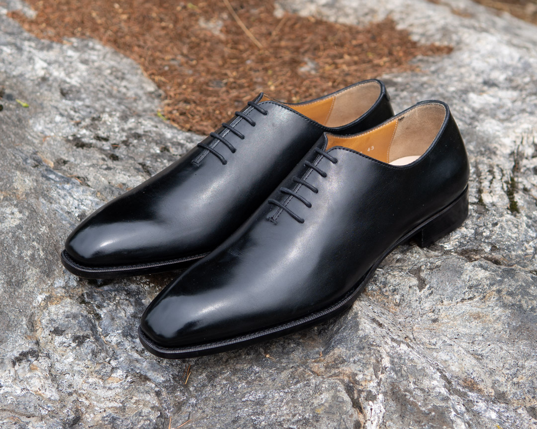 CNES Shoemaker Review | Vestan II Wholecut in Black