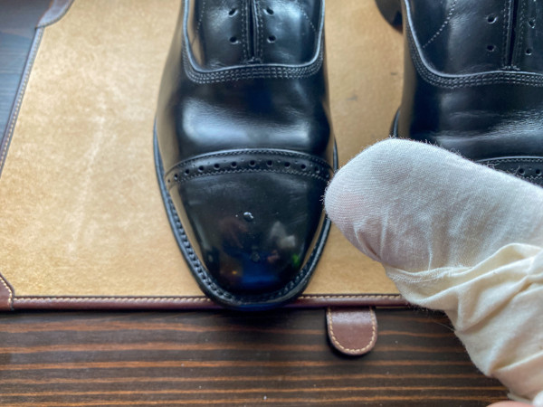 how to polish shoes - mirror shine guide 14