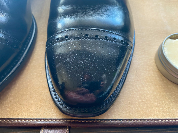 how to polish shoes - mirror shine guide 16