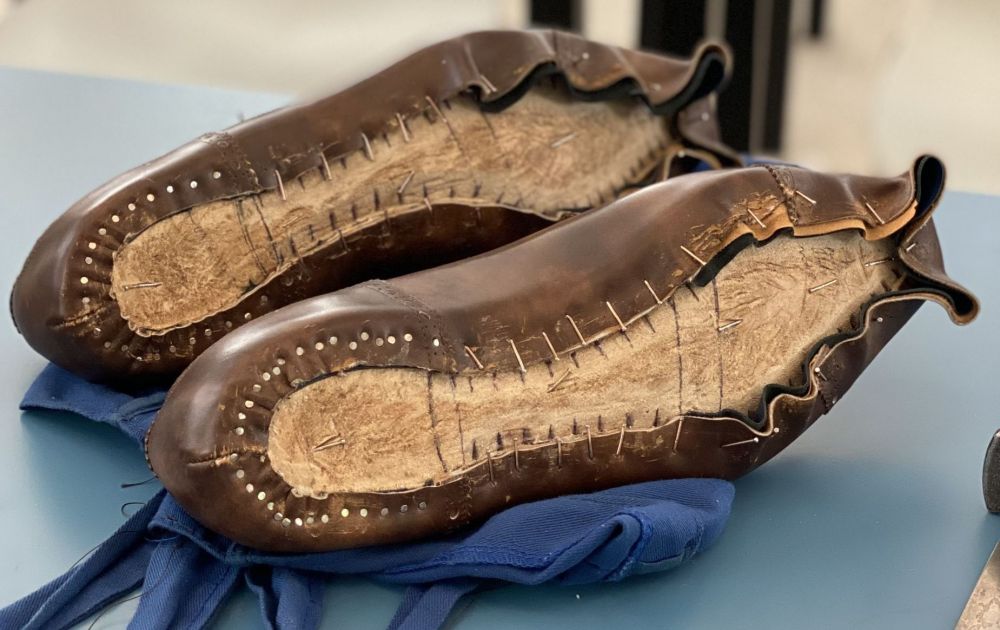 Becoming A Bespoke Shoemaker Part 7: Heel & Waist Lasting
