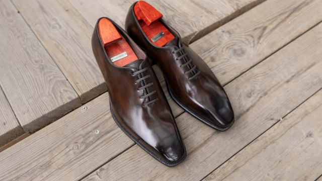 The Carlos Santos Handgrade Wholecut in Coimbra brown wholecut